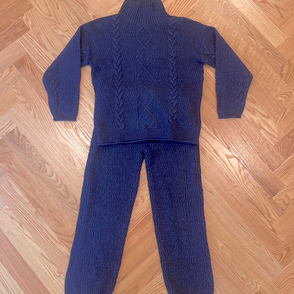 Navy cable knit coord set from Universal Thread. Top is size S, bottom is M.